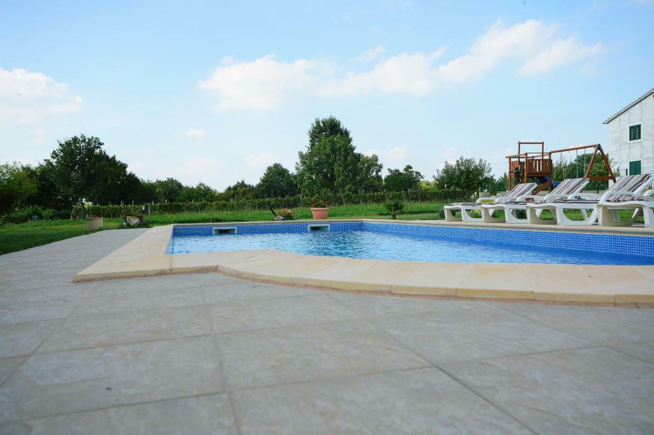Ferienhaus Tomic Nedeščina المظهر الخارجي الصورة